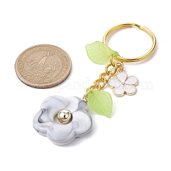花のアクリル天然石風ペンダントキーホルダー  合金エナメルチャームと鉄分割キーリング付き  ホワイト  8cm&nbsp;KEYC-JKC00692-05