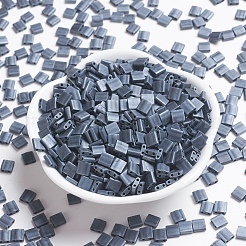 MIYUKIティラビーズ  日本製シードビーズ  2穴  （tl2001)マットガンメタル  5x5x1.9mm  穴：0.8mm  約118PCS /ボトル  10 G /ボトル&nbsp;SEED-JP0008-TL2001