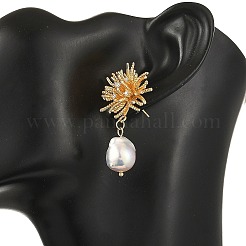 真鍮製マイクロパヴェキュービックジルコニアスタッドピアス  花  天然バロックパール、ケシパールビーズを使用した女性用ドロップピアス  ゴールドカラー  45x23mm&nbsp;EJEW-JE07436