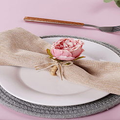 プラスチック製のバラの花のナプキンリング  ナプキンホルダー装飾  レストランのデイリーアクセサリー  ピンク  79x46mm&nbsp;AJEW-WH0695-129