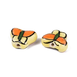 手描きの蝶の磁器ビーズ  ジュエリー作りに使うセラミックビーズ  ライトカーキ  13~15x17~18x6~8mm  穴：1.8~2mm&nbsp;PORC-Q006-05B