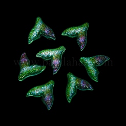 光る透明樹脂デコデンカボション  暗闇で光るカボションとグリッターパウダー  カメリア  魚尾  9x10x3mm&nbsp;RESI-D013-16B