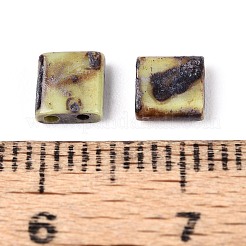 2穴ベーキングペイントガラスシードビーズ  正方形  ダークカーキ  5x5x2mm  穴：0.7~1mm  約455個/50g&nbsp;SEED-N009-03G