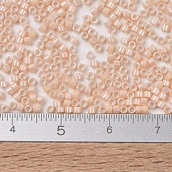 MIYUKIデリカビーズ  シリンダー  日本製シードビーズ  11/0  （db1502)不透明ライトピーチab  1.3x1.6mm  穴：0.8mm  約2000個/10g&nbsp;X-SEED-J020-DB1502