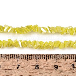 電気メッキオペークガラスビーズ連売り  三角形  ABカラーメッキ  多面カット  シャンパンイエロー  3~3.5x4~4.5x4~4.5mm  穴：0.8mm  約121~131個/連  14.37~15.35インチ（36.5~39cm）&nbsp;LS-GLAA-N022-4mm-13
