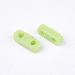 2穴不透明ガラスシードビーズ  長方形  薄緑  4.5~5x2x1~1.5mm  穴：0.5~0.8mm&nbsp;SEED-S023-21A-06