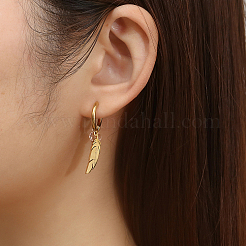 304ステンレススチールダングルフープピアス  羽根と言葉  18KGP本金メッキ  34x15mm&nbsp;LD6089-1