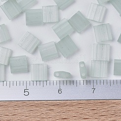 MIYUKIティラビーズ  日本製シードビーズ  2穴  （tl2560)シルクペールライトグリーン  5x5x1.9mm  穴：0.8mm  約590個/50g&nbsp;SEED-X0054-TL2560