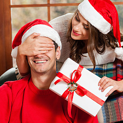 クリスマステーマの6つのスタイルのゴールド亜鉛合金とラインストーンのブローチ6個。  エナメルピン  混合図形  ミックスカラー  32~45x30.5~37mm  1個/スタイル&nbsp;JEWB-SP0001-08