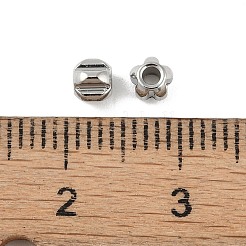 変色しない304ステンレススチールビーズ  花  ステンレス鋼色  4x4x3.5mm  穴：1.6mm&nbsp;STAS-C108-08B-P