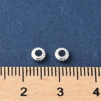 真鍮製スペーサービーズ  フラットラウンド  ラックめっき  持続的なメッキ  カドミウムフリー＆鉛フリー  銀  4x2.5mm  穴：1.8mm&nbsp;KK-U067-02S-1