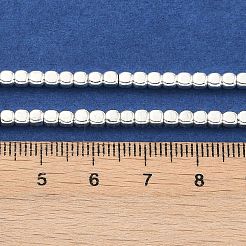 電気めっき合成非磁性ヘマタイト ビーズ 連売り  キューブ  銀メッキ  3x3x3mm  穴：0.9mm  約149個/連  16.42''（41.7センチメートル）&nbsp;G-U003-07