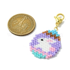 イースターエッグガラスシードビーズ織機模様ペンダント装飾  ゴールドトーンの304ステンレススチール製ロブスタークロウ留め金付き  ライラック  55mm&nbsp;HJEW-MZ00133
