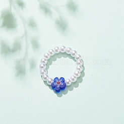 女性のためのプラスチック模造真珠＆ミッレフィオーリガラスビーズの指リング  ブルー  usサイズ7 3/4(17.9mm)&nbsp;RJEW-JR00484