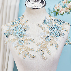 3D 花のポリエステル刺繍をアップリケに縫い付けます。  プラスチックスパンコール付き  ウェディングドレスの縫製工芸品の装飾  花  空色  353x162x3mm&nbsp;DIY-WH20010-35B-04