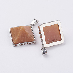 天然石レッドアベンチュリンペンダント  真鍮のパーツと  ピラミッド  プラチナ  28.5x32x13mm  穴：3.5x6mm&nbsp;G-E442-02U