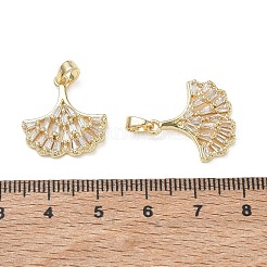 真鍮マイクロパヴェクリアキュービックジルコニアペンダント  イチョウの葉のチャーム  ゴールドカラー  19x18x3mm  穴：4x2.5mm&nbsp;CU-CBA5C42-03G
