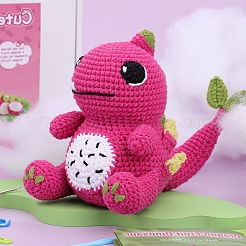 初心者向け DIY ピタヤ恐竜編みキット  木綿糸入り  かぎ針編みのフック  濃いピンク  240x185x80mm&nbsp;PW-WGEBF3D-01