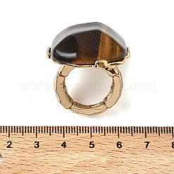天然タイガーアイと合金を使用した女性用指輪  ナゲット  ゴールドカラー  ナゲット：36.5~37x30mm  内径：17.5~19mm&nbsp;RJEW-G375-01G-03