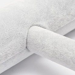 Tバープラスチック製のアクセサリーのブレスレットのディスプレイ  ベルベットで覆われた  木製のベースと  ゲインボロ  15x22x5.5cm&nbsp;BDIS-L001-04B