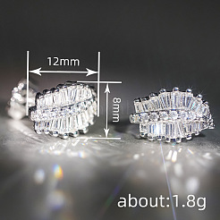 ブラス パヴェ キュービックジルコニア スタッド ピアス  葉  プラチナ  12x8mm&nbsp;WGFE2F1-01