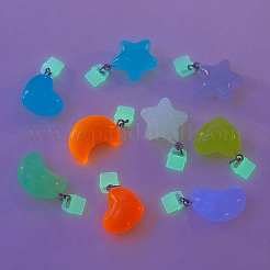 PVCプラスチック製モバイル防塵プラグ15個  蓄光樹脂ペンダント付き  プラチナ  ミックスカラー  35~39mm&nbsp;HJEW-AR00032