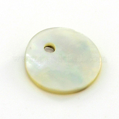 ナチュラルあこやシェルチャーム  マザーオブパールシェルペンダント  フラットラウンド  ライトカーキ  11x11x1~2mm  穴：1.5mm&nbsp;SHEL-J001-03