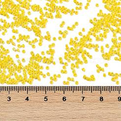 不透明色光沢ガラスシードビーズ  シリンダー  きいろ  1.6x1.3mm  穴：0.8mm  約60000個/ポンド&nbsp;SEED-H003-12C