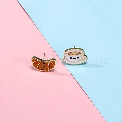 亜鉛合金エナメルスタッドピアス  クロワッサンとコーヒーカップ  ライトゴールド  ミックスカラー  15x10mm&nbsp;FS-WGE0F18-01