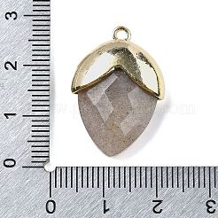 天然サンストーンペンダント  金色の真鍮のパーツと  イチゴの形をしたチャーム  多面カット  25x17.5x7mm  穴：1.6mm&nbsp;G-U019-03B-03