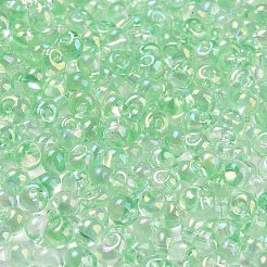 内側の色のフリンジガラスシードビーズ6/0個  ティアドロップ  ライムグリーン  4.5~5x3.5~4x4~5mm  穴：1mm  約88個/10g&nbsp;X1-SEED-A034-03A
