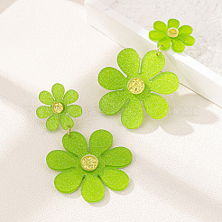 花のアクリルダングルスタッドピアス  ゴールドカラー  芝生の緑  71x45mm&nbsp;FS-WG7D17E-01