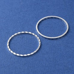 真鍮製フレームコネクター  カドミウムフリー＆鉛フリー  テクスチャリング  925銀メッキ  20x1mm  内径：18mm&nbsp;KK-F880-14S-01