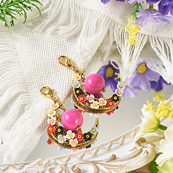 アクリル＆樹脂模造真珠＆合金ペンダント装飾2個  花の月  合金製カニカン付き  キャメル  59mm&nbsp;HJEW-TAC0115
