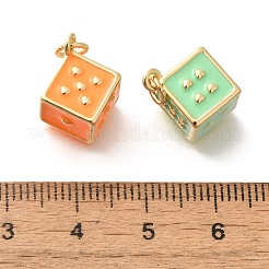 ラックメッキ真鍮エナメルペンダント  丸カン付き  カドミウムフリー＆鉛フリー  長持ちメッキ  18KGP本金メッキ  サイコロチャーム  ミックスカラー  16.5x14.5x14.5mm  穴：3.5mm&nbsp;KK-M296-04G