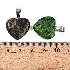 ハート天然ゾイサイトペンダント  真鍮パーツ  プラチナ  20.5~21.5x20~21x5~6mm  穴：4x7.5mm&nbsp;G-Q438-03-01