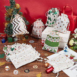 クリスマス長方形プリントコットン＆リネンキャンディギフト巾着バッグ 32個 8スタイル  ギフト収納に  32スタイルのペーパーギフトタグ4個とジュートコード1束付き。  混合模様  バッグ：18x13x0.3センチメートル  4個/スタイル  ギフトタグ: 30x0.3mm  8個/スタイル&nbsp;ABAG-BC0001-48