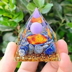オルゴナイトピラミッド樹脂エネルギー発生器  レイキ天然ラピスラズリチップが内側にあり、ホームオフィスのデスクの装飾に使用できます。  60x60x60mm&nbsp;PW-WG7AA97-02