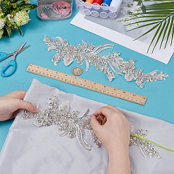 ポリエステル刺繍スパンコールコスチュームアクセサリー  ラインストーン縫製工芸装飾  花  ホワイトスモーク  330x110x5mm&nbsp;FIND-WH0148-717B