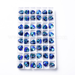 ハート電気メッキガラスチャーム  シルバーメッキのボトム  多面カット  ミックスカラー  10x10x5.5mm  穴：1.2mm  48個/ボードについて  4ボード/ボックス&nbsp;EGLA-N006-012
