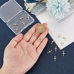 真鍮製ペンダント16個  長持ちメッキ  クロス  18KGP本金メッキ  13.5x8x1.5mm  丸カン：5x0.7ミリ  内径：1/8インチ（3.5mm）&nbsp;KK-BC0013-79