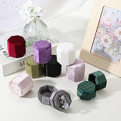 ベルベット カバー プラスチック カップル リング ボックス  結婚指輪のギフトケース  八角形  ホワイト  5.1x5x4.9cm&nbsp;VBOX-WH20003-001C