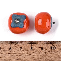 手作りの磁器のペンダント  柿のチャーム  真鍮のループを有します  プラチナ  レッドオレンジ  18.5~20x19.5~21.5mm  穴：1.6mm&nbsp;PR-N001-06B-P01