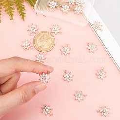 真鍮マイクロパヴェクリアキュービックジルコニアペンダント  花  長持ちメッキ  ライトゴールド  15x13x3.5mm  穴：1.4mm  20個/箱&nbsp;KK-NB0001-19