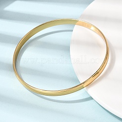 304ステンレススチール製プレーンバングル（女性・男性用）  イオンプレーティング（ip）  長持ちメッキ  ゴールドカラー  内径：2.56インチ（6.5cm）&nbsp;BJEW-Z167-01G-02