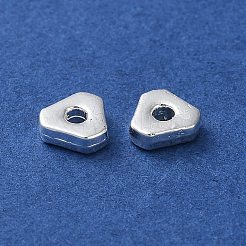合金のスペーサービーズ  長持ちメッキ  三角形  銀  4.5x5x1.5mm  穴：1.2mm&nbsp;PALLOY-F309-34S