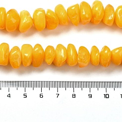 樹脂模造琥珀ビーズ連売り  チップ  オレンジ  7~10x12~14.5x10~14.5mm  穴：1mm  約54個/連  15.94''~16.14''（40.5~41センチメートル）&nbsp;RESI-Z017-02B