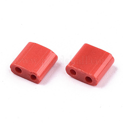 Fgb2穴ガラスシードビーズ  不透明色  正方形  トマト  5x4.5~5.5x2~2.5mm  穴：0.5~0.8mm  約1180個/袋&nbsp;SEED-S031-L-ST45