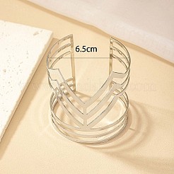 女性用のファッショナブルな中空合金カフバングル  銀  内径：2-1/2インチ（6.5cm）&nbsp;FS-WGDCE3E-02