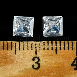 キュービックジルコニアカボション  ポイントバック  正方形  透明  8x8x4mm&nbsp;ZIRC-P116-01B-16